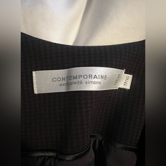 Blazer - Perfect fit 🖤 - Picture 2 of 3